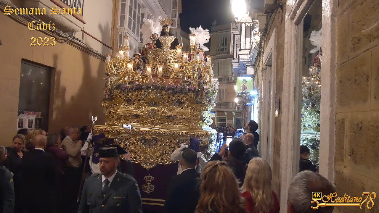 Semana Santa Cádiz 2023 Jesús de la Salud  Cigarreras  por calle Valverde