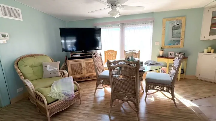 1919 Buccaneer Dr Lot 100 Sarasota, FL 34231