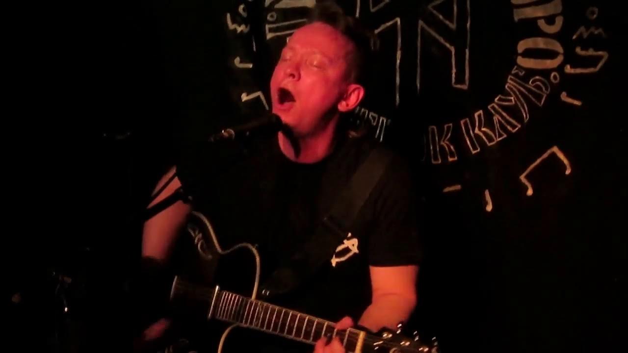 Gary moore в молодости. Моро видео. Alex moro. Моро видео. Сальваторе моро resident evil.