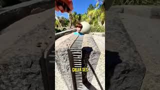 Bu Gizemli Taşın İçinde Ne Var?