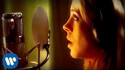 Green Day - 21 Guns [Cast Version]  (Video)  - Durasi: 5:07. 