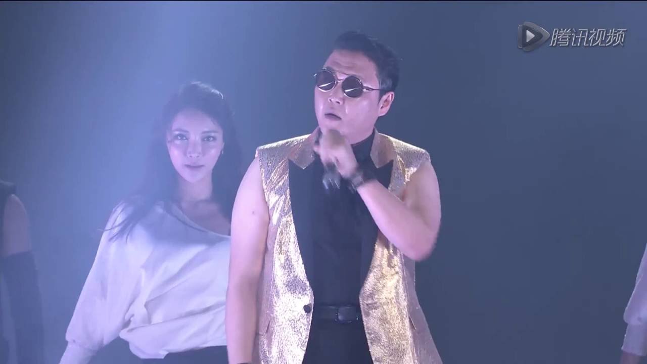 鸟叔、SNH48《江南style+倍儿爽》（SNH48第三届年度总决选演唱会）