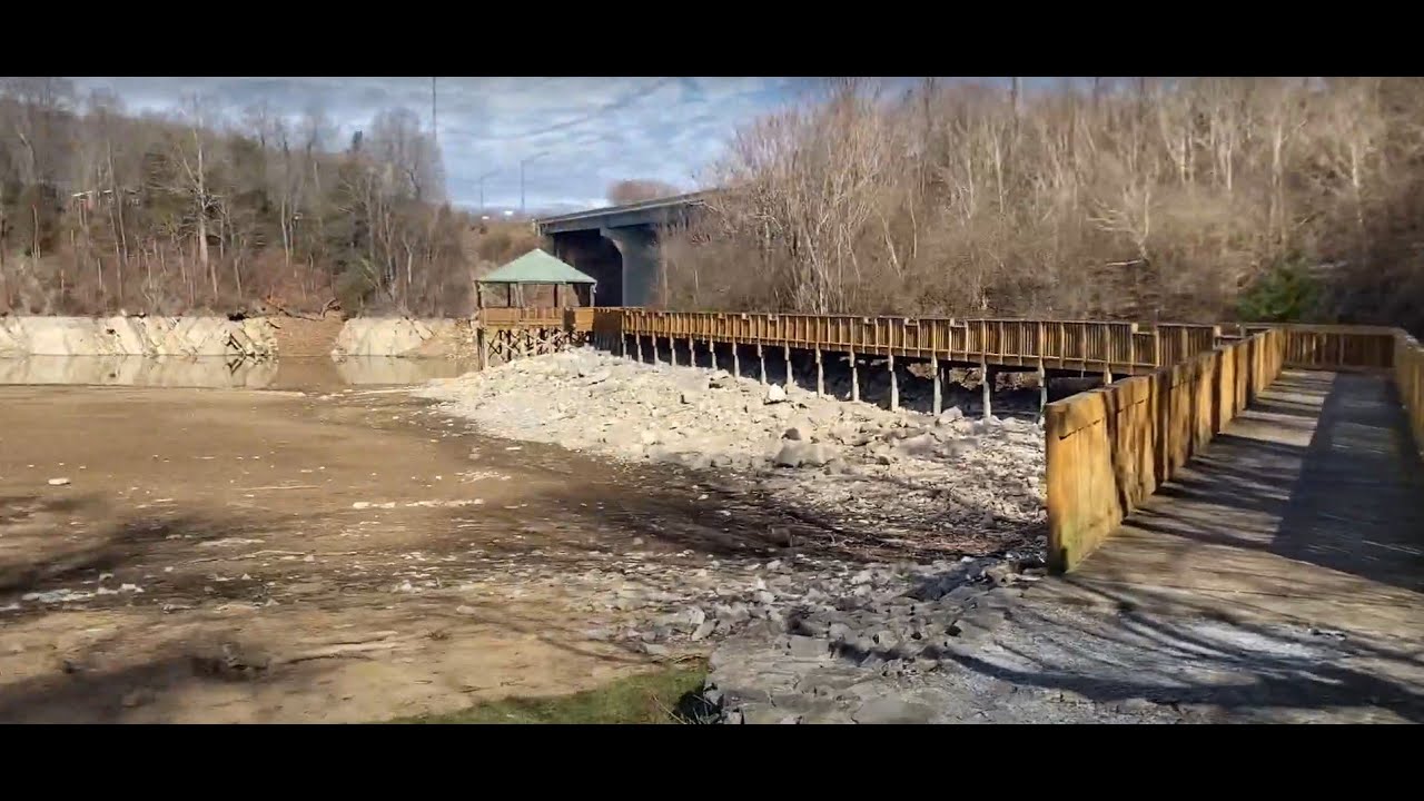 Where's the water at Winged Deer Park?