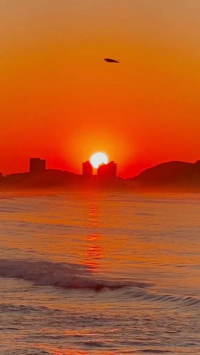 Beach sunset, orange sunlight, waves sounds, beautiful sky, nature sounds, 4k, sunrise sunset