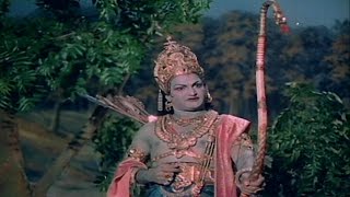 Lord Rama And Lava, Kusa Fight For Yaga Horse Action Scene Lava Kusa Movie Ntr, Anjali Devi