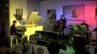 Roland Dupuy: The Girl From Ipanema (A.C. Jobim)   Summer Samba (Marcos Valle)