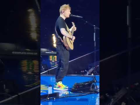 Ed Sheeran 'Dancing In The Dark' -Concert For Ukraine Resorts World Arena Birmingham 29Th March 2022