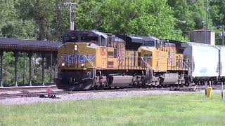 Train 127 5/5/22. Bristol, VA. Power has 4 UP engines.