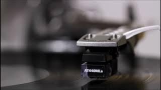 Hum Pyaar Karne Wale - High Quality Digital Audio - Dil (Hindi)