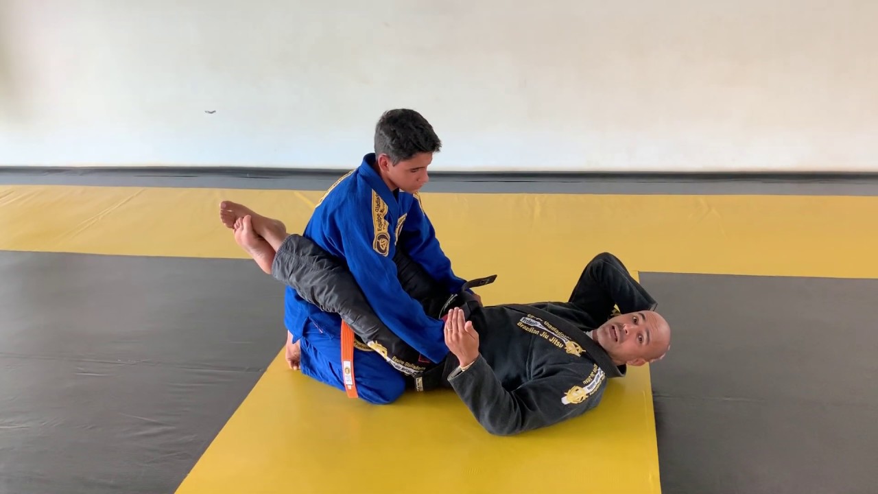 Cinco Raspagens Guarda Laçada para os Pesados. Aula top