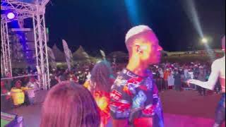 Makhadzi - Nisarengi (Performance)