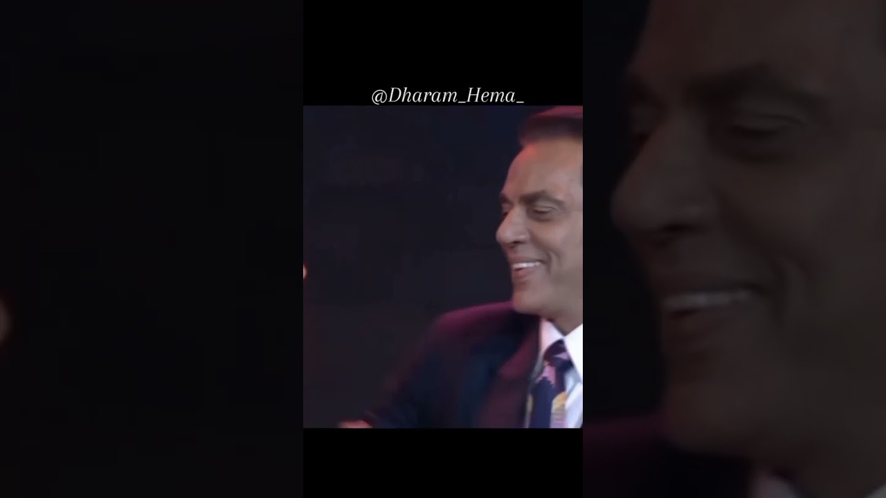 Dharmendra and Hema Malini dance 