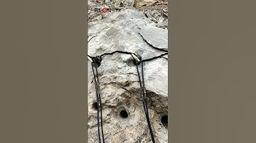 RL-115 granite piston rock splitter used in mines