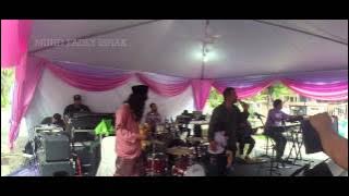 Ku Di Halaman Rindu live - Lefthanded - Man Kidah & Nash Maljis Kahwin