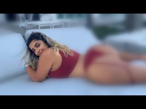 Plus Size Model.. Tania Bombon.. Instagram Star.. Plus Size Wiki , Age , Height , measurements