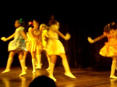 Essa boneca tem manual - Vanessa da Mata - Espetculo 2010 (Teatro Carequinha)