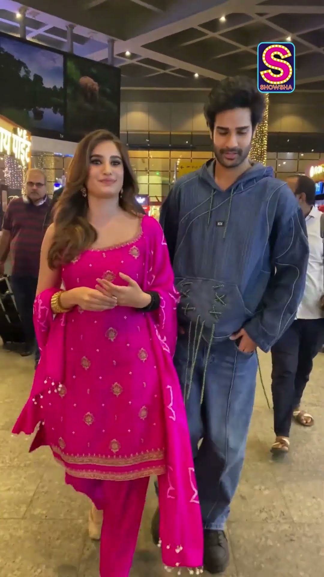 Rasha Thadani and Aaman Devgan: Debutant Duo Makes A Spectacular Appearance | #shorts | N18S