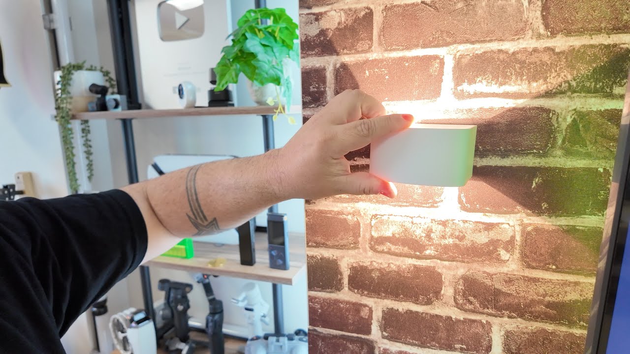 4 Pack Motion Sensor Wall Lamp with Remote Control 3 Colors Wireless Wall Light