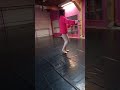 Les relevés cinquiéme sur pointes ➕ échappés et pas de bourrés.