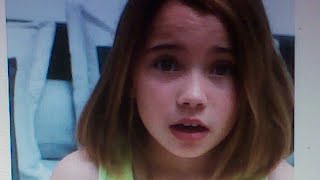 Portrait Of A Young Girl Who Is Sad Stock Photo Alamy La Fille