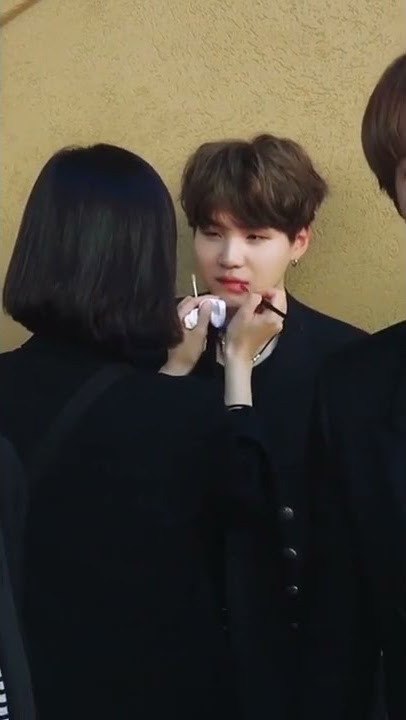 Suddenly my dream is becoming a makeup artist 😁😬😬#suga #bts #handsome #makeup
