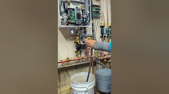 How to properly bleed air out on primary manifold for high efficiency Navien boiler. #TJHVAC