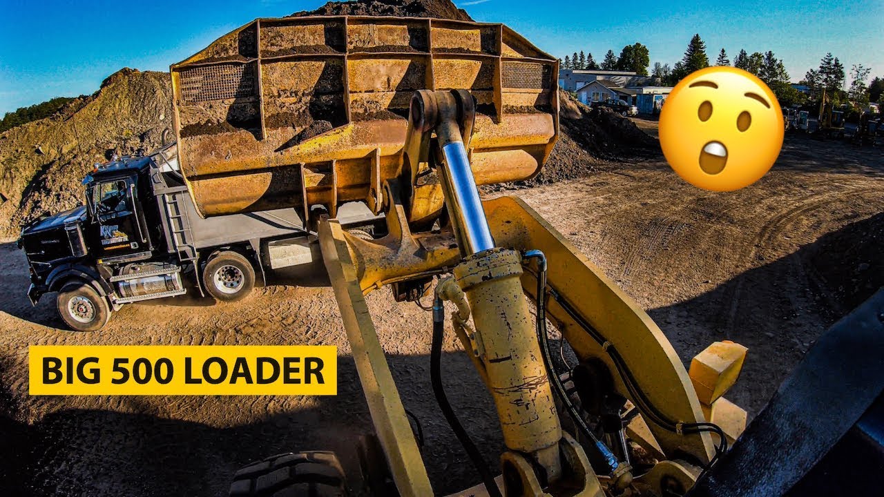 SATURDAYS ARE FOR TOPSOIL! (LOADING TRUCKS WITH LOADER) 4K western stars wiki