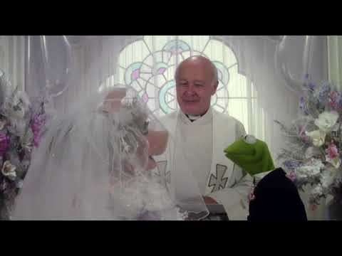 Muppet Songs: Kermit and Miss Piggy Get Married