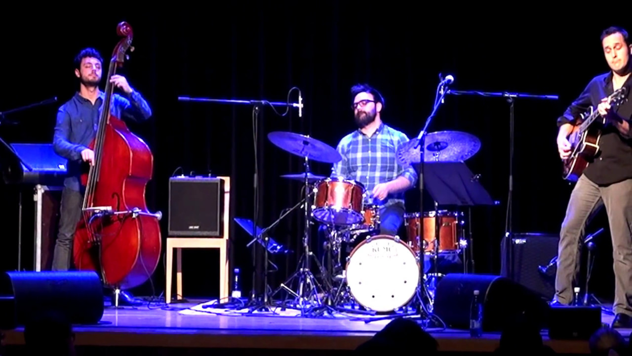 JONATHAN KREISBERG QUARTET plays Horace Silver -- "PEACE" adlı videoyu YouTube'da izle JONATHAN KREISBERG QUARTET plays Horace Silver -- "PEACE" adlı videoyu YouTube'da izle