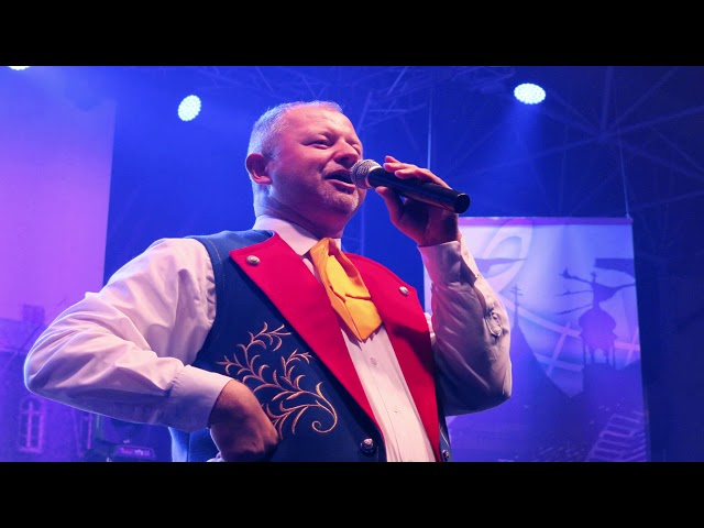 Miroslaw Jedrowski - Oma Na Motorze