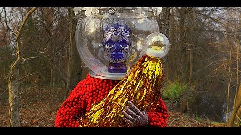 Purity Ring - sinew (Official Video)