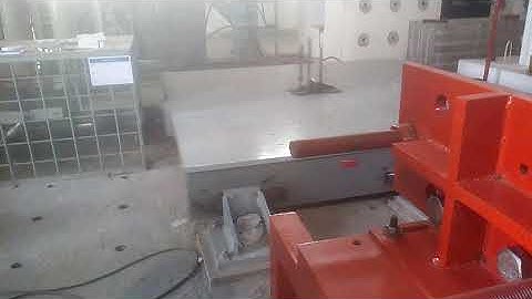 Shake Table Test with high Frequency Amplitude