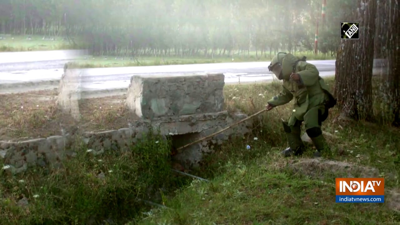 Watch: Bomb Disposal Squad destroys IED on Srinagar Baramulla Highway