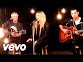 Avril Lavigne - Here's To Never Growing Up (Acoustic Version)