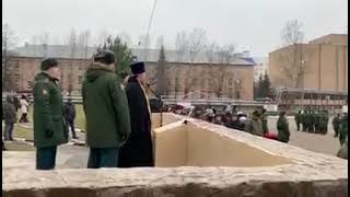 Поп в центре ядерных сил назвал русских дебилами...