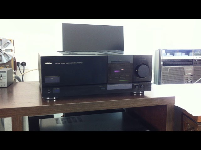 VICTOR AX-Z911 \89,800(1988年頃) - YouTube