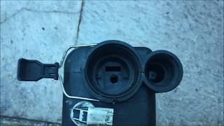 2001 BMW 3 Series E46 330xi - How to Replace Coolant Reservoir Expansion Tank & Thermostat