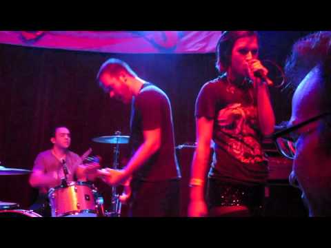 The Soldier Thread - "Back Burner" LIVE (8.5.2011)