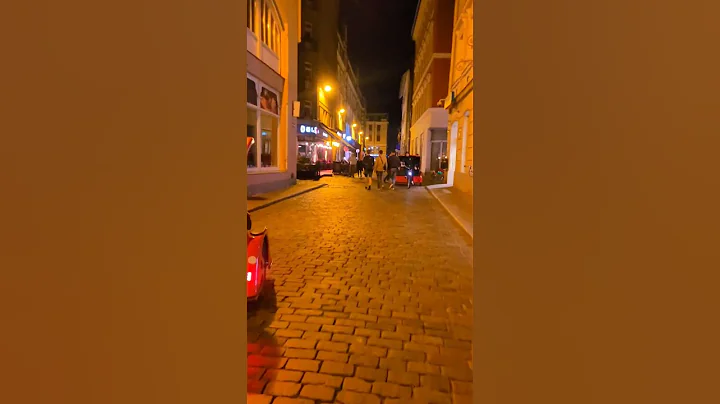 Night walk in Kalku iela #riga #latvia #nightlife #oldtown #oldriga #rīga #nightwalks #capital