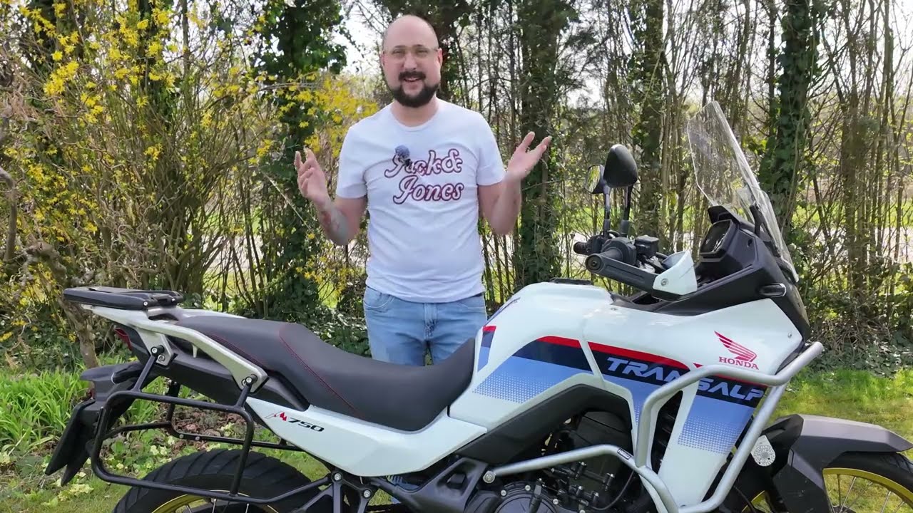 Honda Transalp  XL750 Komfortsitzbank & Pullman City BikersWeekend