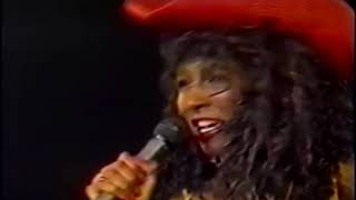 Video-Miniaturansicht von „SINITTA - Right Back Where We Started From (live)“