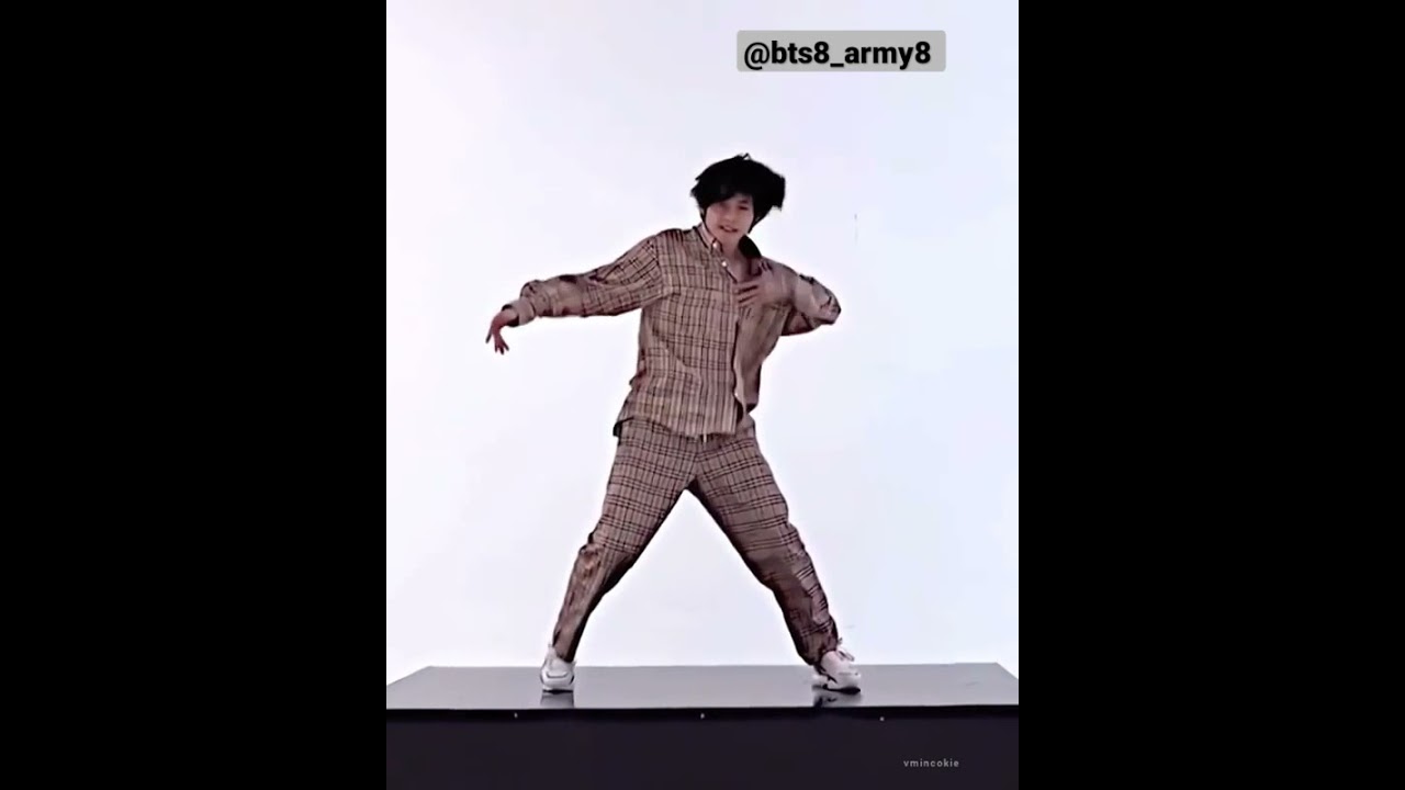 Kim Taehyung FUCKING insane for this 