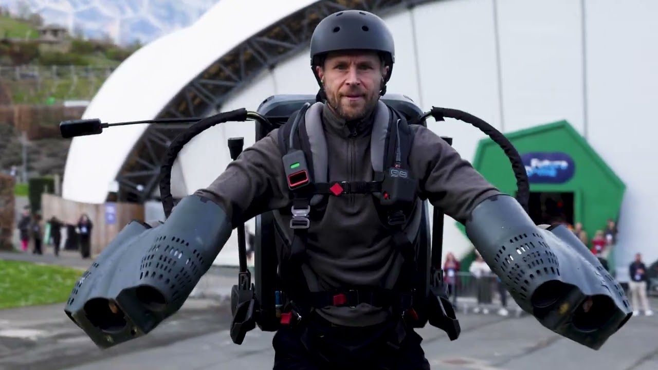The man who learned to fly | Live JET SUIT demonstration by Gravity Industries. #jetsuit #gravity