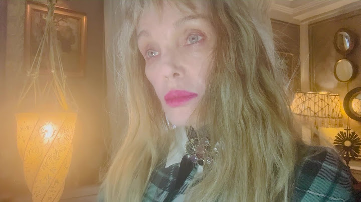 Arielle Dombasle - Goodbye David Lynch...