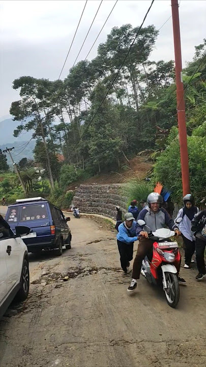 Jalur Puncak 2 Bogor - Tanjakan 2000