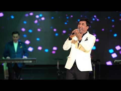 Rossiyada uch jinsiy aloqa Keling, jinsiy aloqa uchun oilaviy vaqt bilan tanishamiz