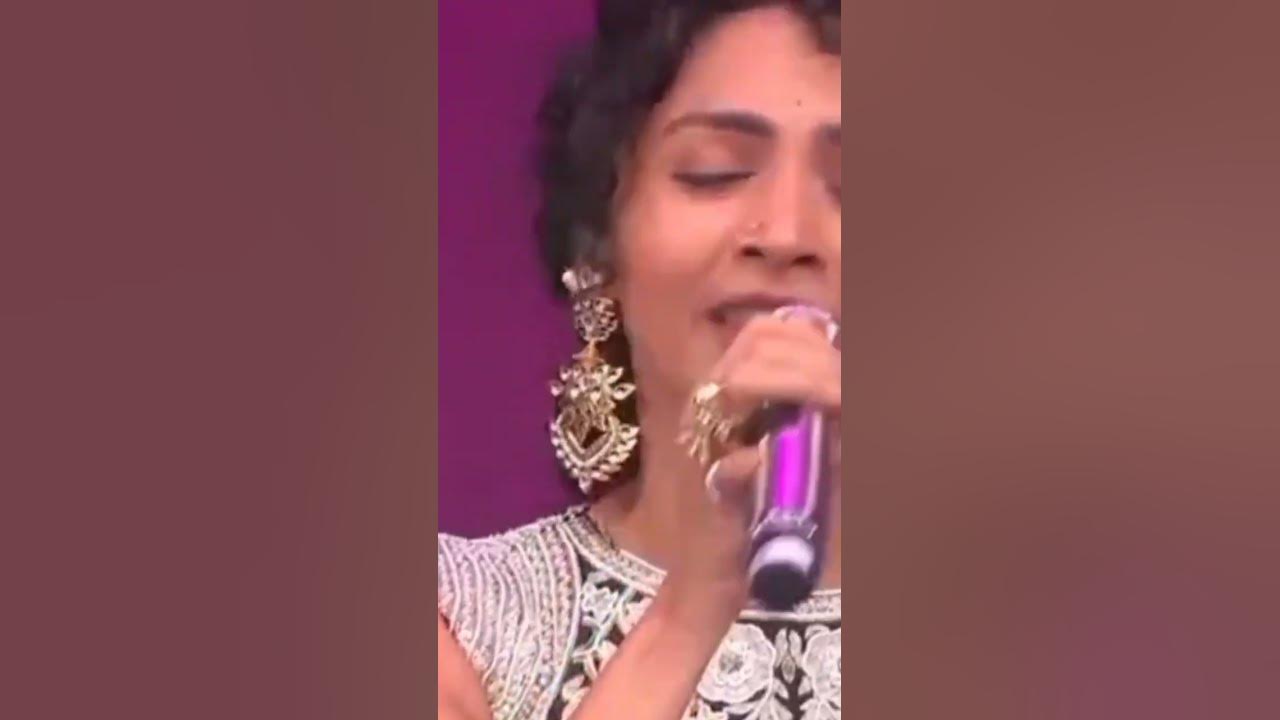 kannulo unnavu telugu video song💕Malavika and Nityashree songsinging❤️stage perform whatsapp status