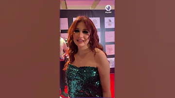 الشبكة نوال تغني هي جت عليا على ريد كاربت International Fashion Awards 