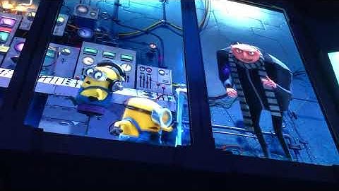Despicable Me Minion Mayhem - 2nd Preshow