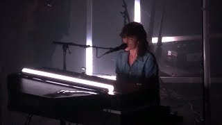 Charlotte Gainsbourg - Lying With You (Live) - Nuits de Fourvière 2018, Lyon, FR (2018/07/16)